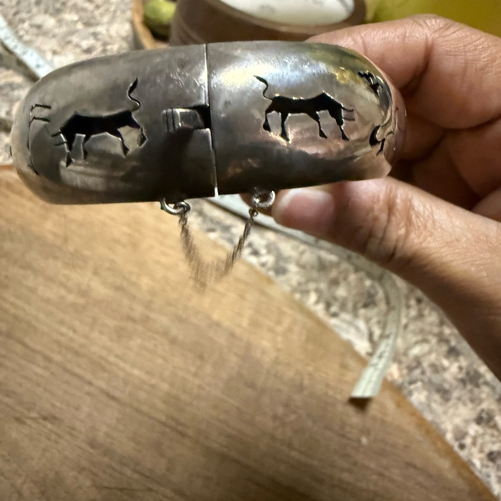 ✨ Storyteller “Hecho en México” Sterling Silver Bracelet ✨Signed JGB
